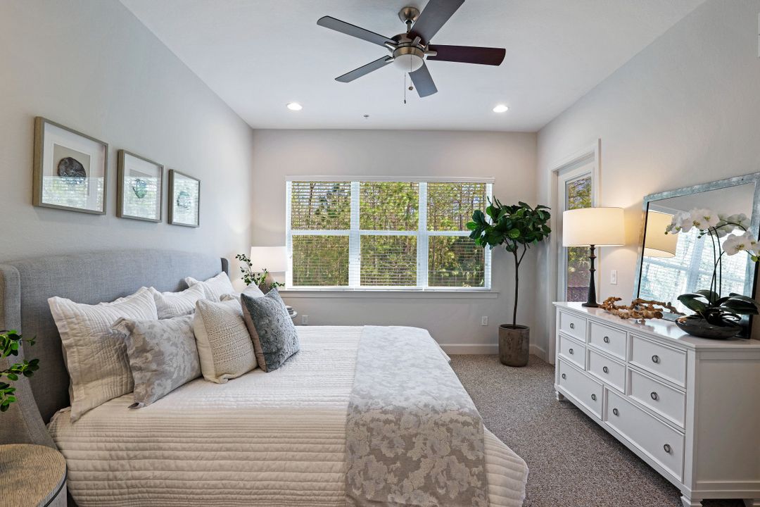 9512 Ironstone Terrace #202, Naples, FL 34120