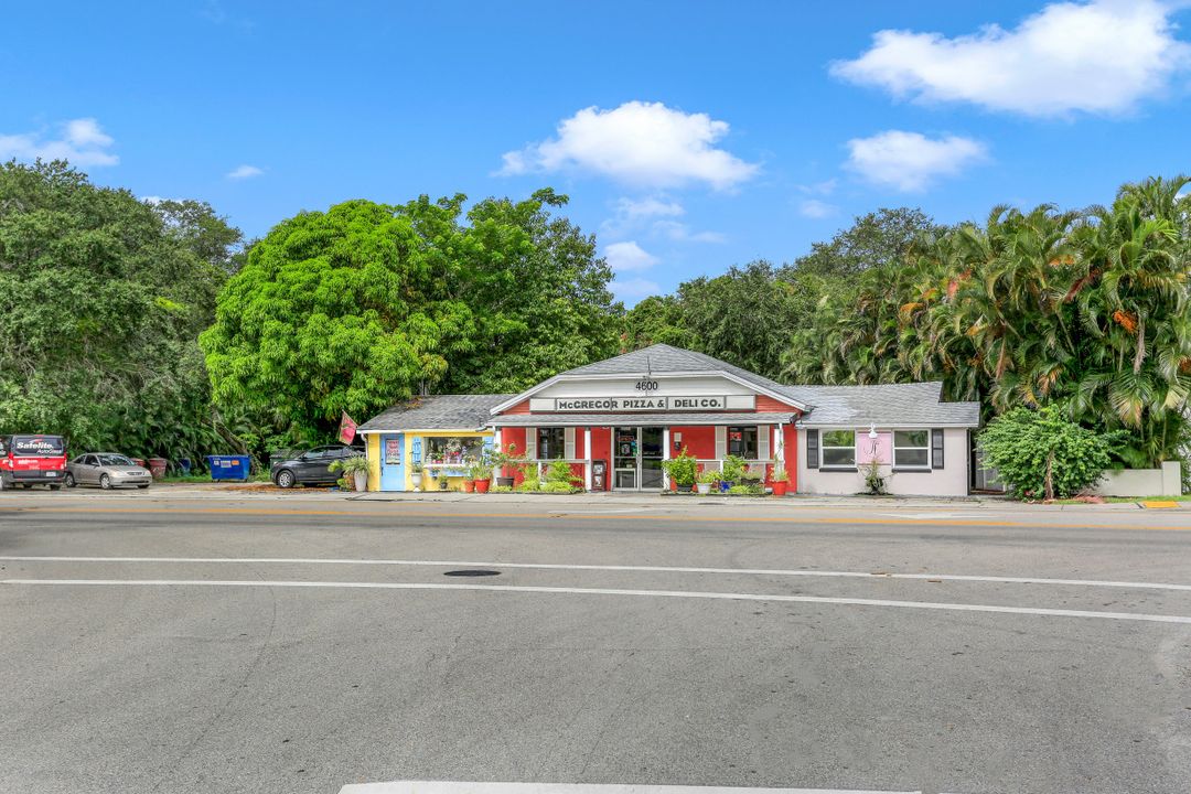 4747 McGregor Blvd, Fort Myers, FL 33901
