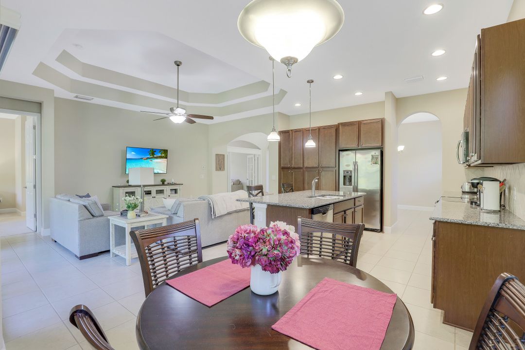 9247 Isla Bella Cir, Bonita Springs, FL 34135