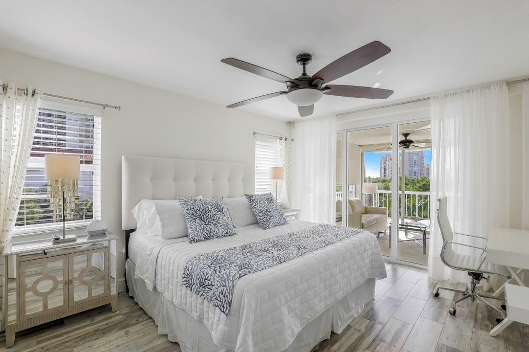 5501 Heron Point Dr #301, Naples, FL 34108