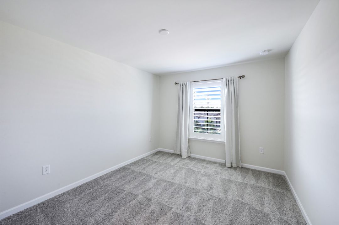 2236 Yellowfin Cir, Naples, FL 34114