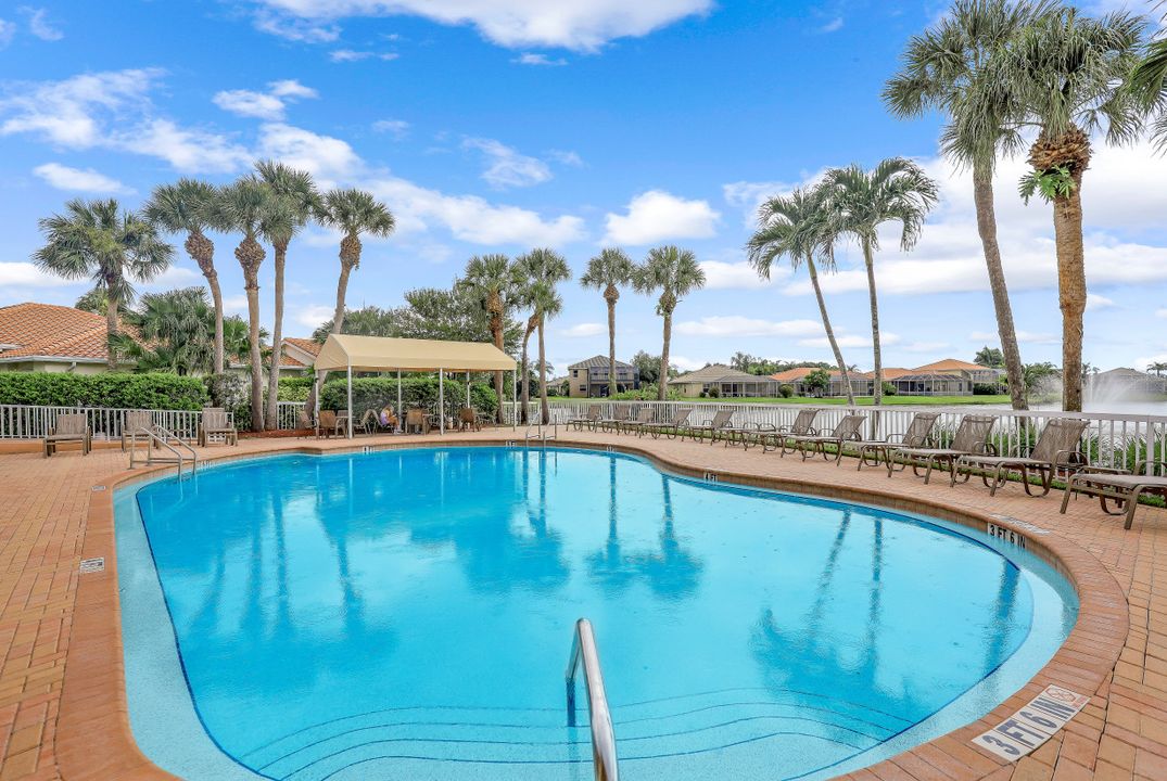 11043 Lakeland Cir, Fort Myers, FL 33913