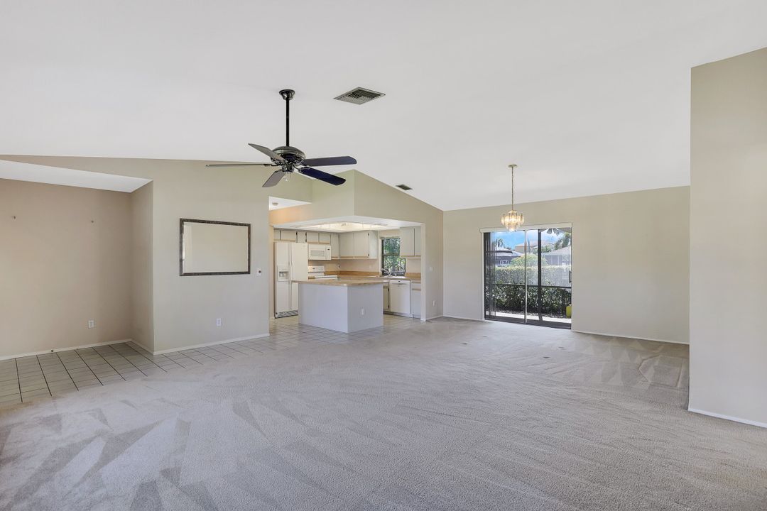 924 SE 15th St, Cape Coral, FL 33990