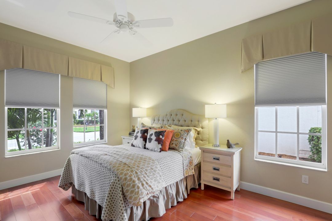 8902 Dartmoor Way, Fort Myers, FL 33908