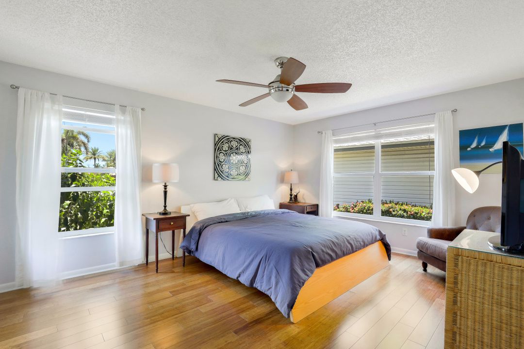 3300 Binnacle Dr #101, Naples, FL 34103