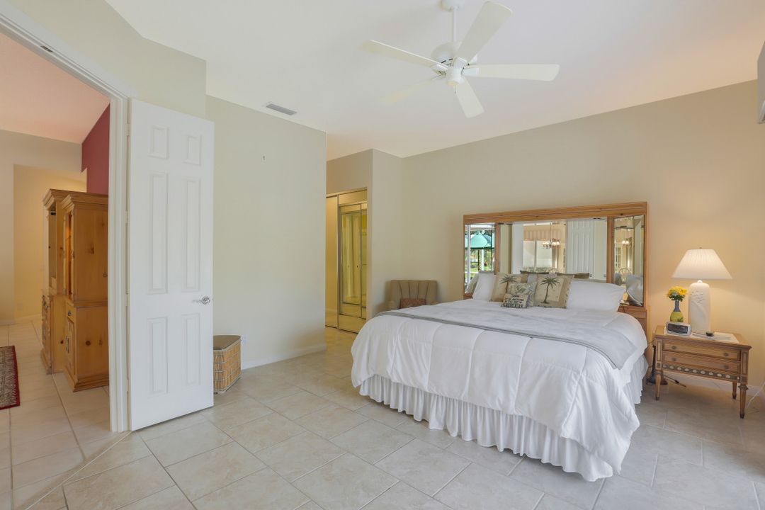 4462 Novato Ct, Naples, FL 34109