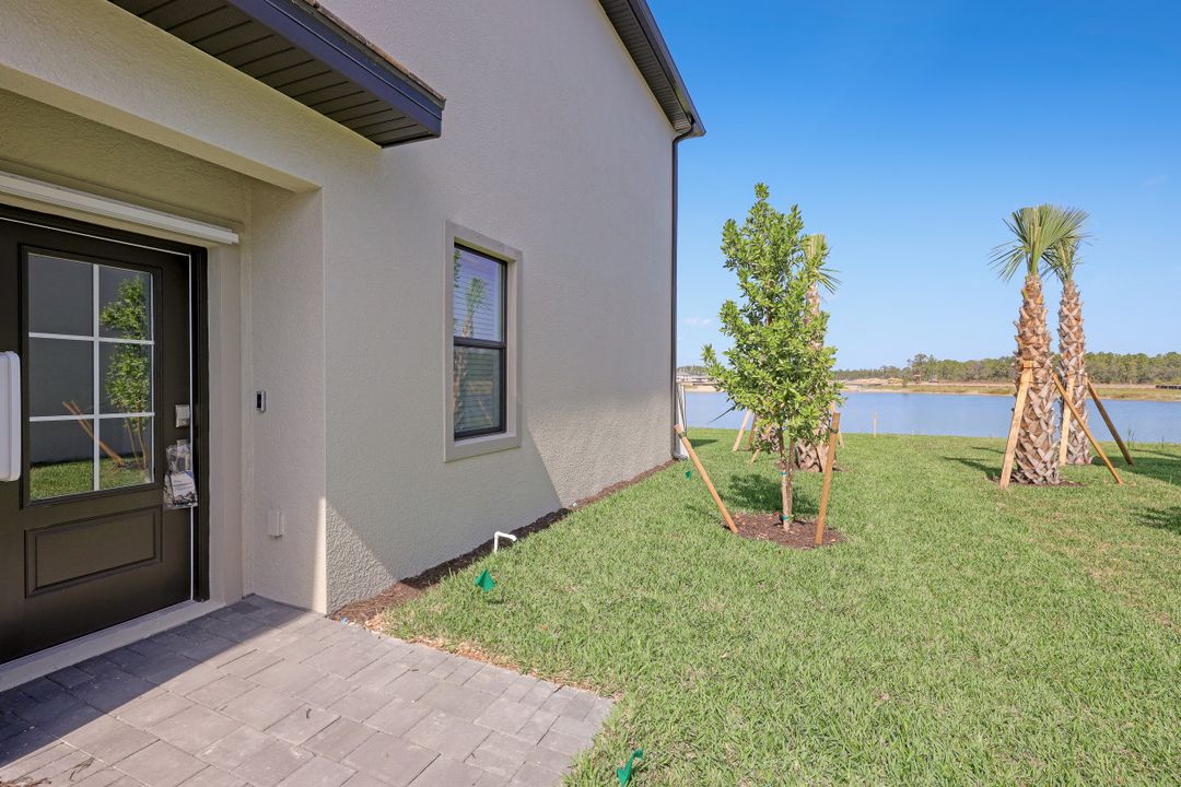 14246 Pine Lodge Ln, Fort Myers, FL 33913