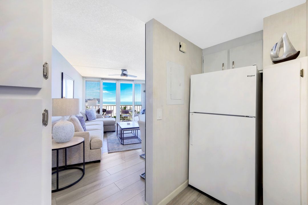 58 N Collier Blvd #607, Marco Island, FL 34145