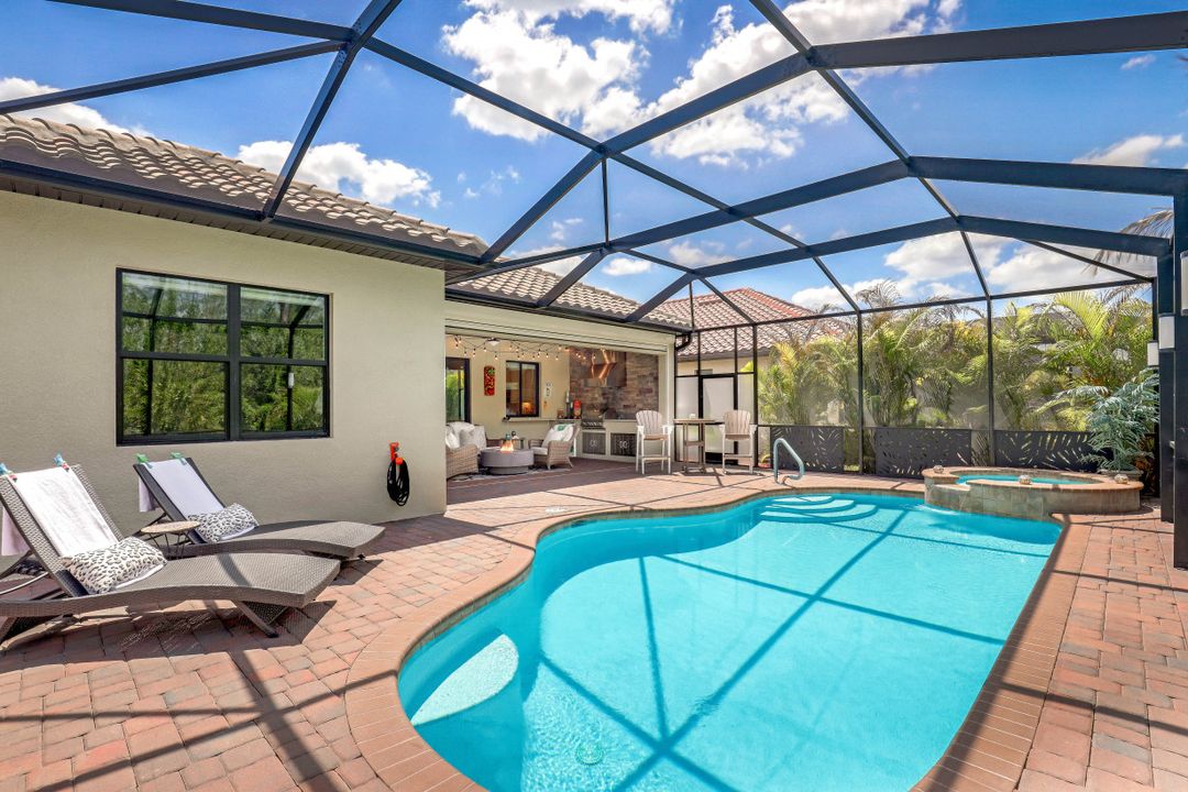 17240 Galway Run CT, Bonita Springs, FL 34135