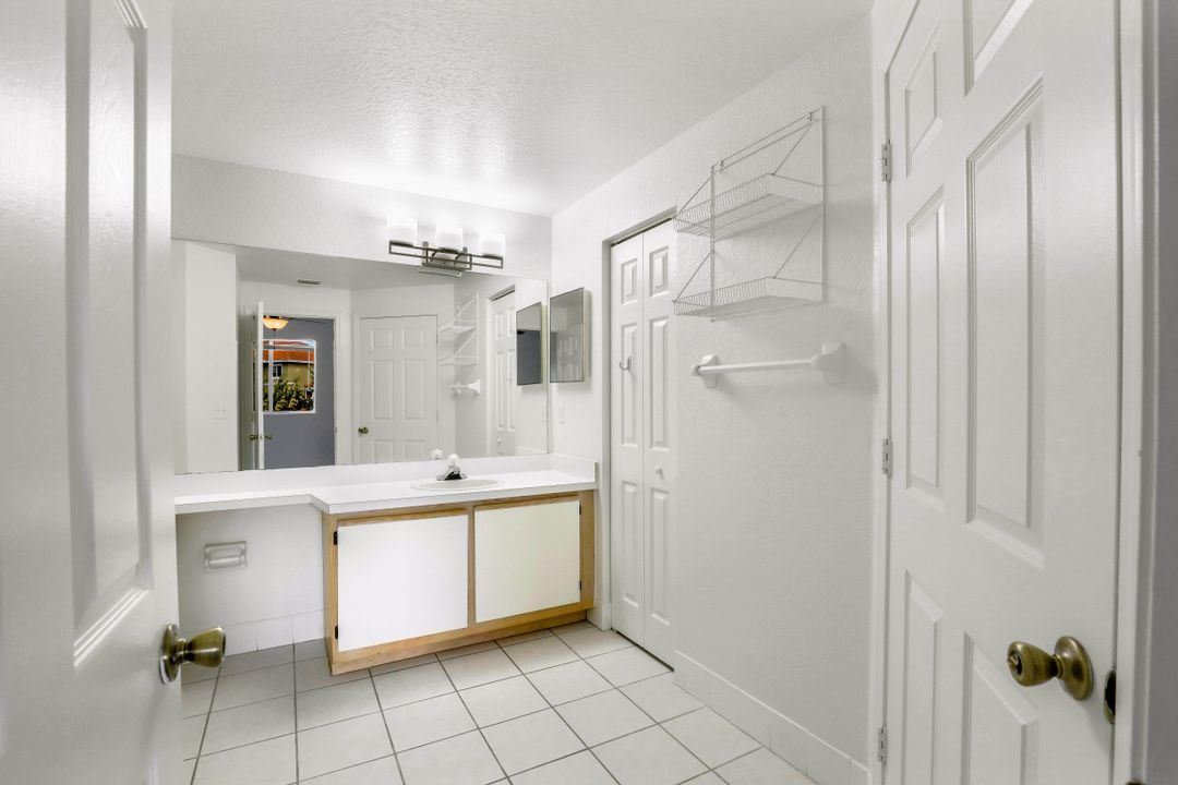 6461 Aragon Way #205, Fort Myers, FL 33966