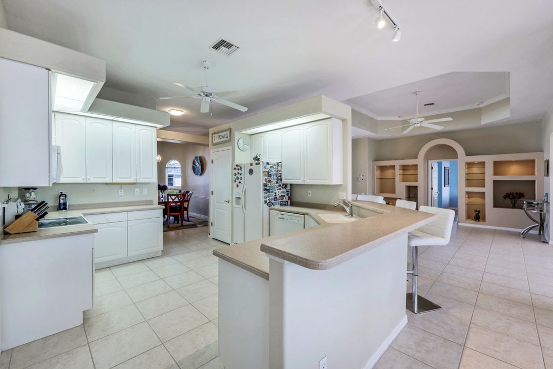 2536 SW 45th St, Cape Coral, FL 33914