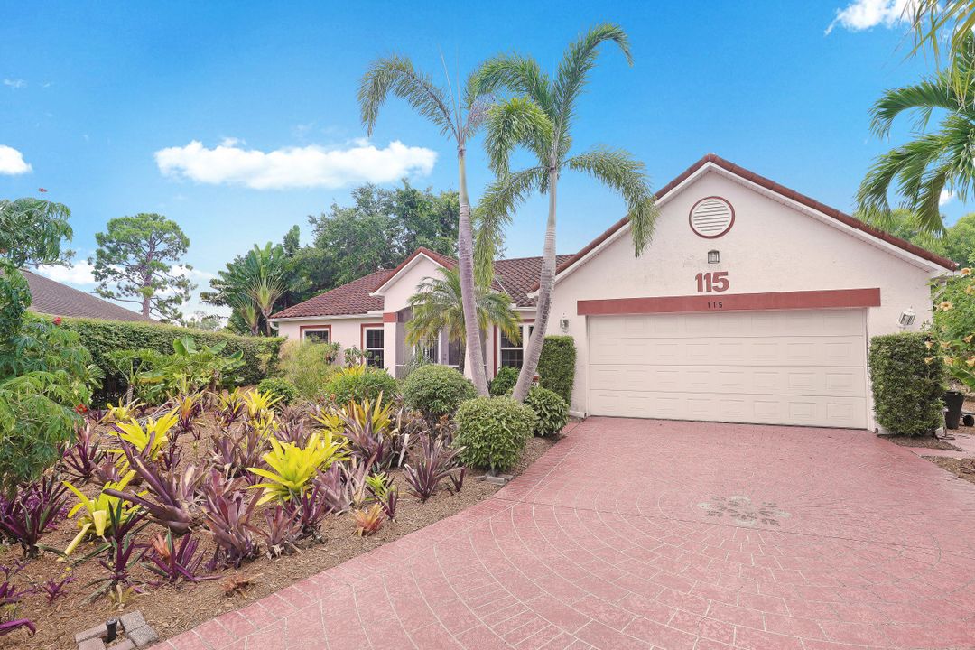 115 Plantation Cir, Naples, FL 34104