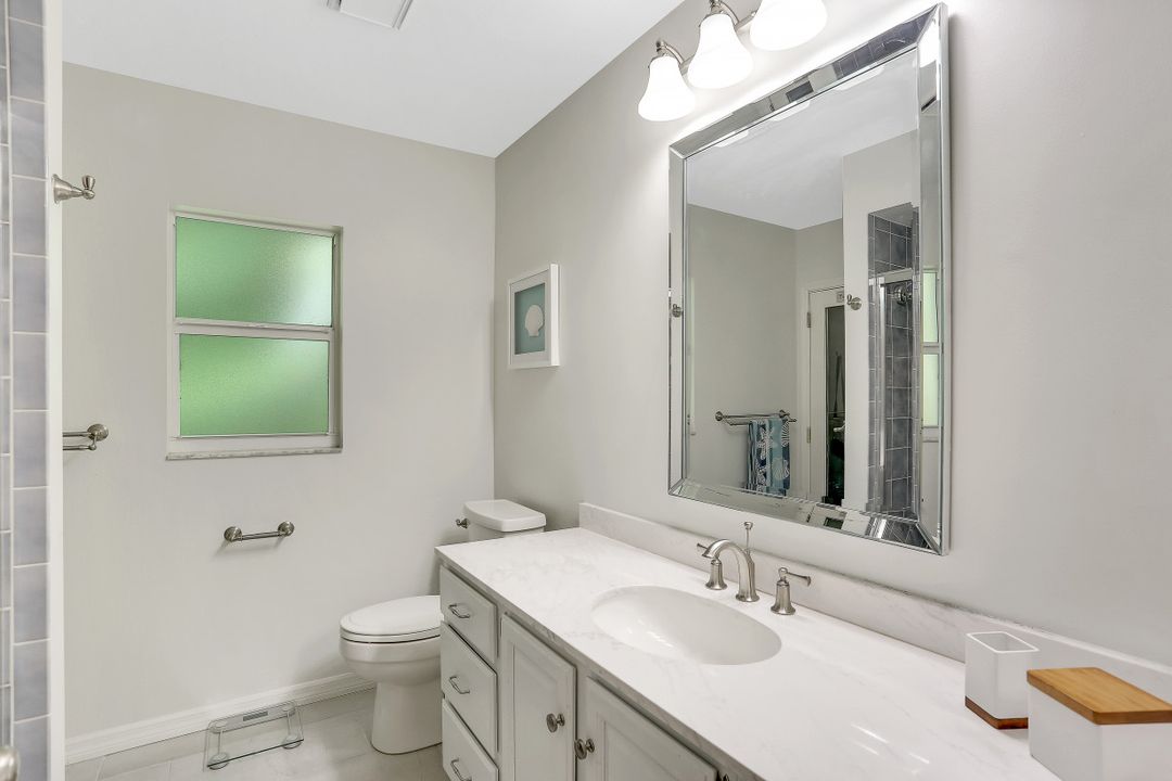 5518 SW 11th Ave, Cape Coral, FL 33914