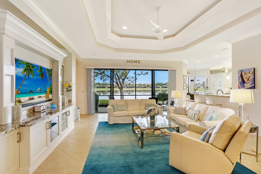 3883 Gibralter Dr, Naples, FL 34119