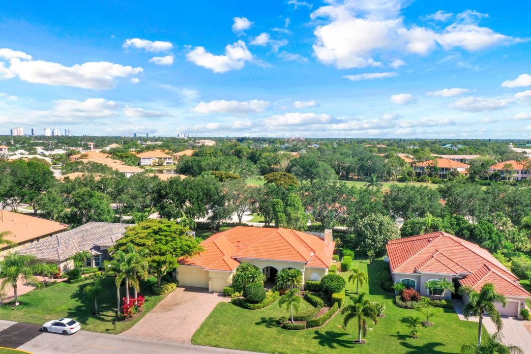 9772 Treasure Cay Ln, Bonita Springs, FL 34135