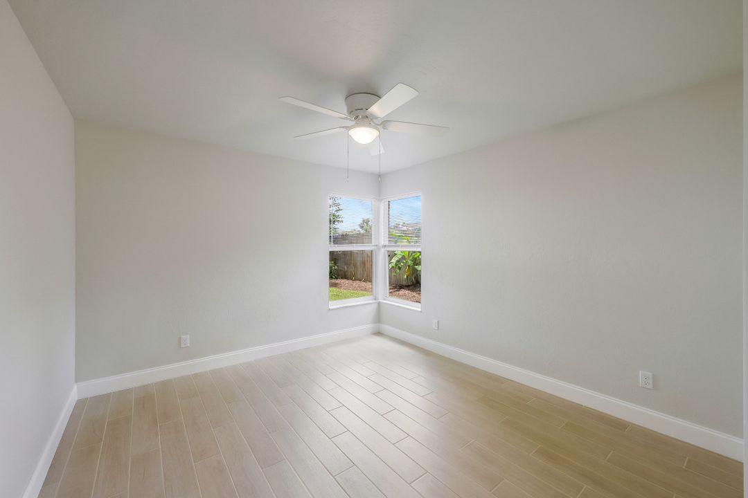 1014 Hancock Bridge Pkwy, Cape Coral, FL 33990