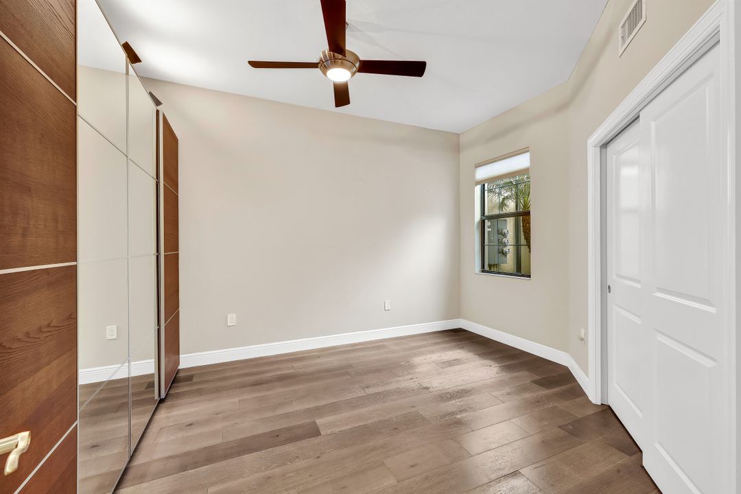 2137 Frangipani Cir #101, Naples, FL 34120