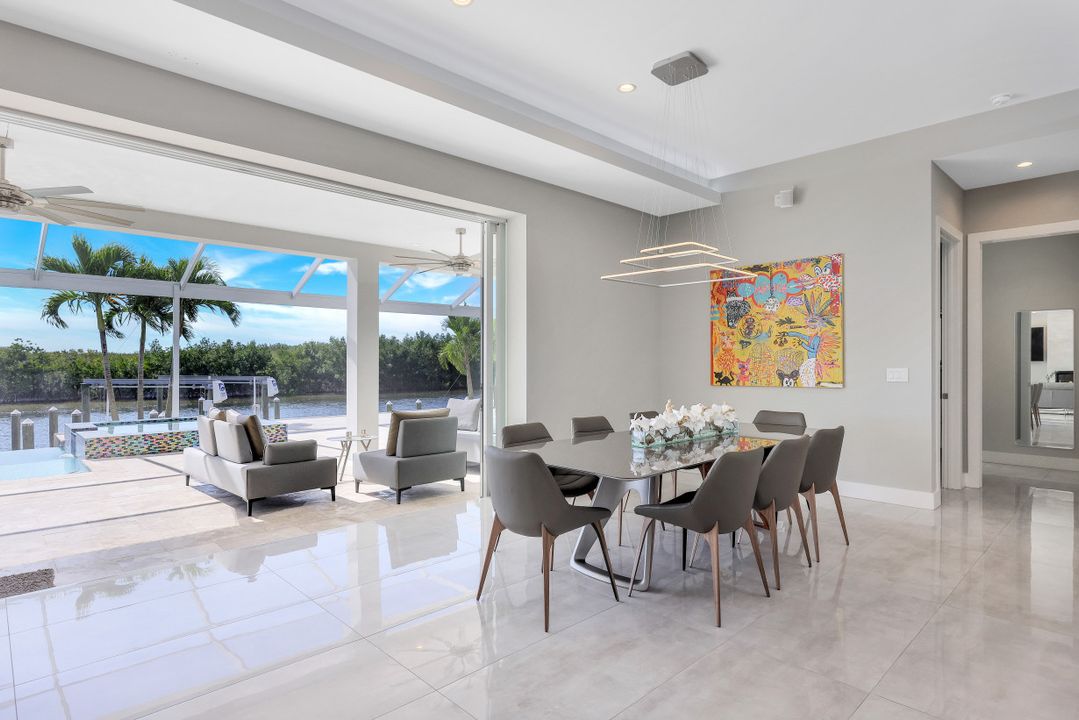 5210 SW 28th Pl, Cape Coral, FL 33914