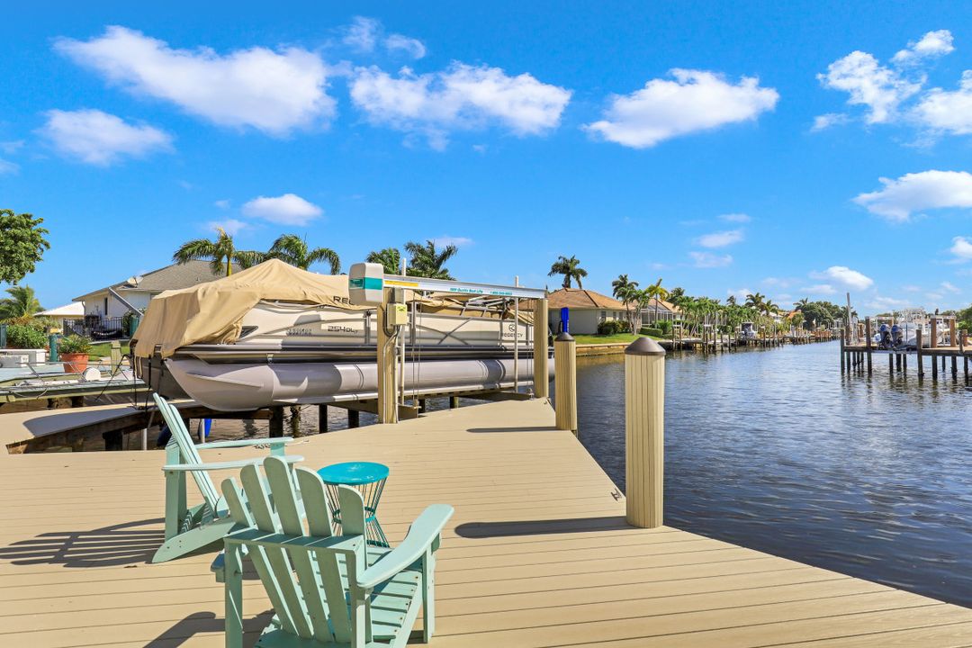 255 Columbus Way, Marco Island, FL 34145