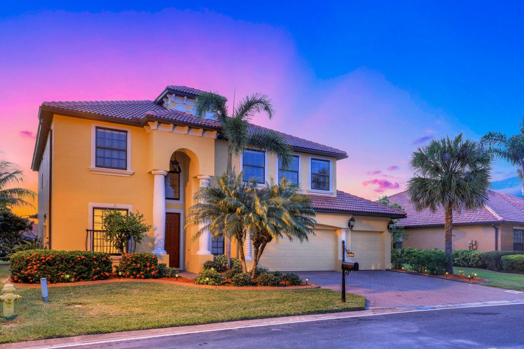 12494 Country Day Cir, Fort Myers, FL 33913