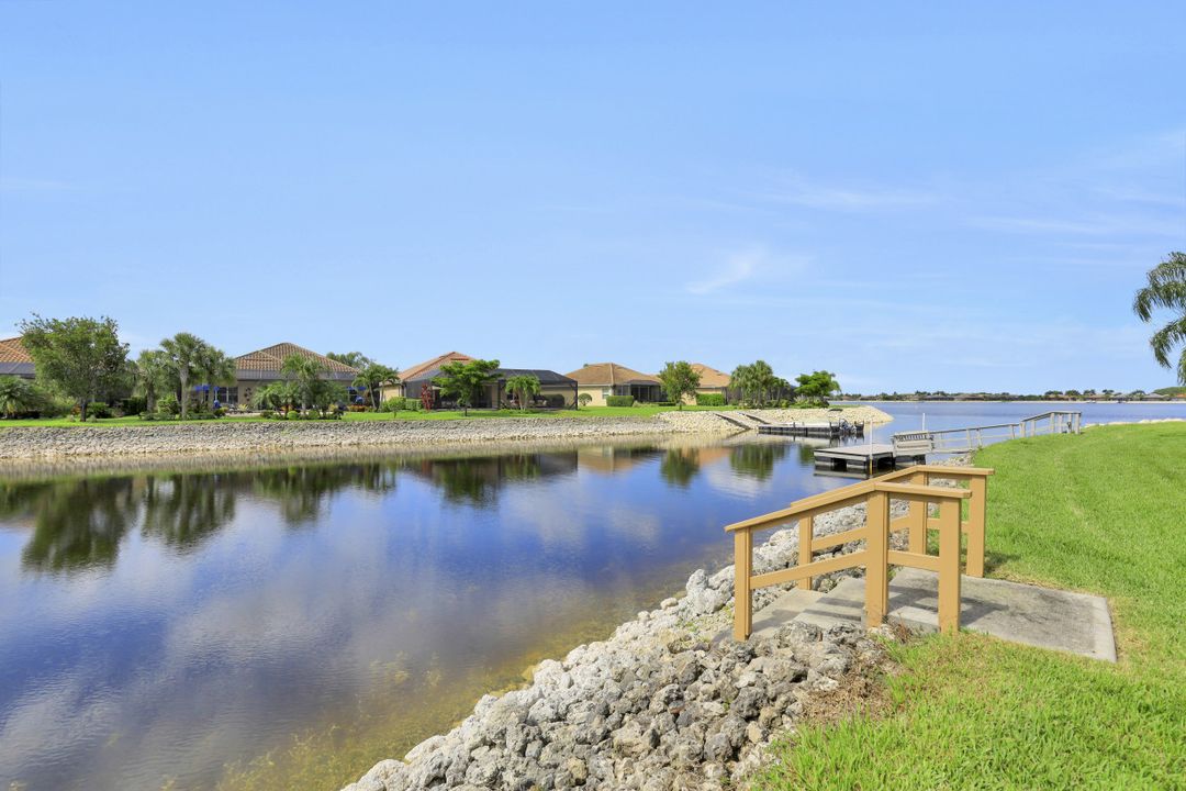 9172 Flint Ct, Naples, FL 34120