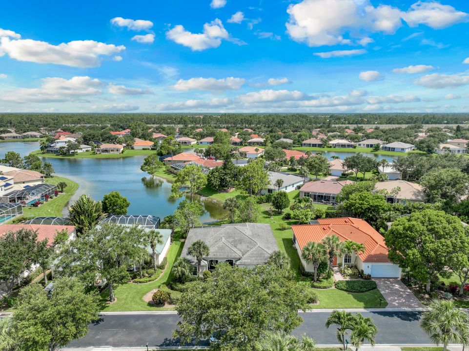 3738 Recreation Ln, Naples, FL 34116