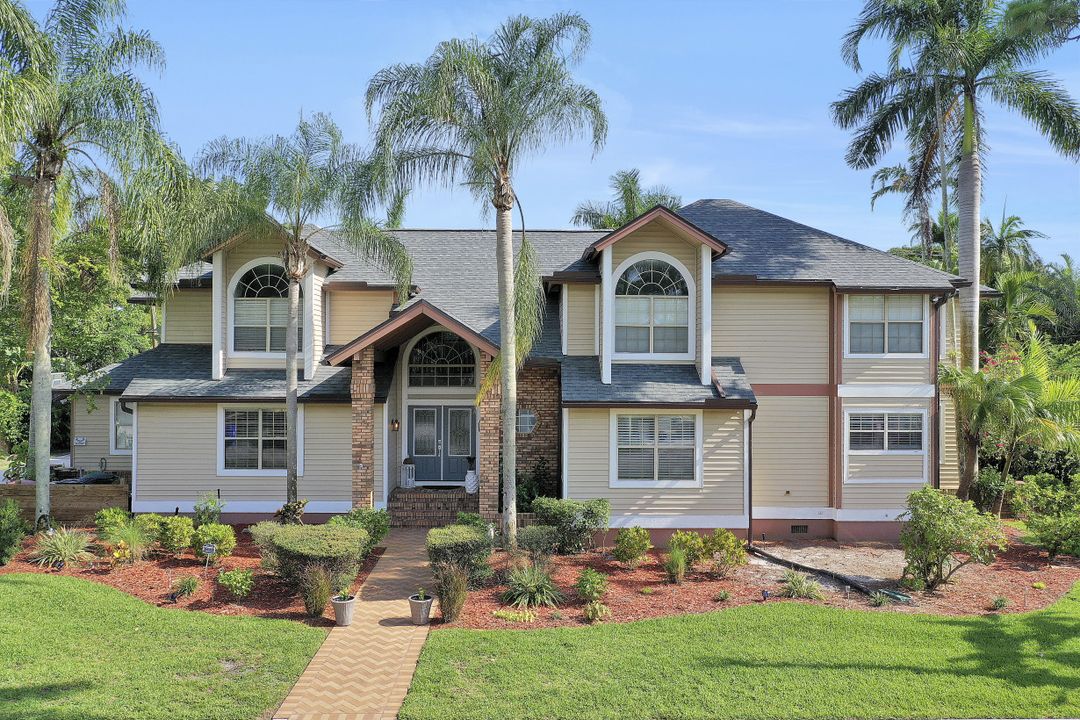 1320 Alcazar Ave, Fort Myers, FL 33901