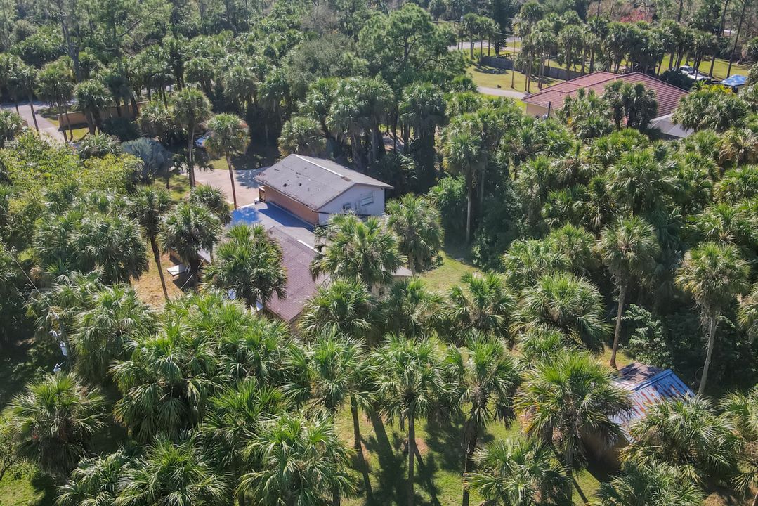 431 12th Ave NW, Naples, FL 34120