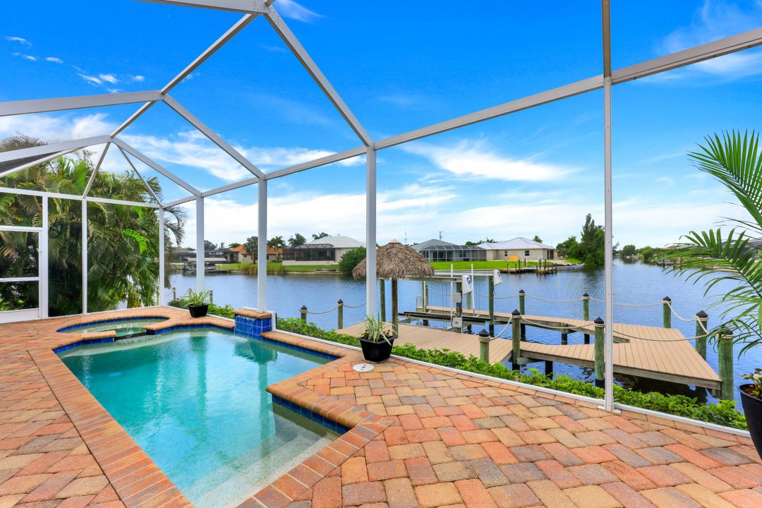 3026 SW 17th Pl, Cape Coral, FL 33914