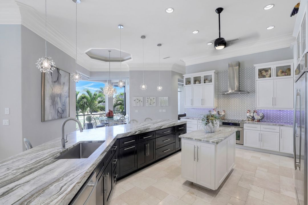 1231 Laurel Ct, Marco Island, FL 34145