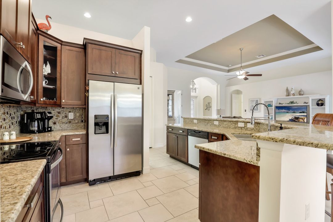 4330 SW 19th Pl, Cape Coral, FL 33914