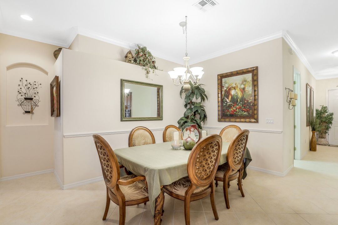 3599 Grand Cypress Dr, Naples, FL 34119