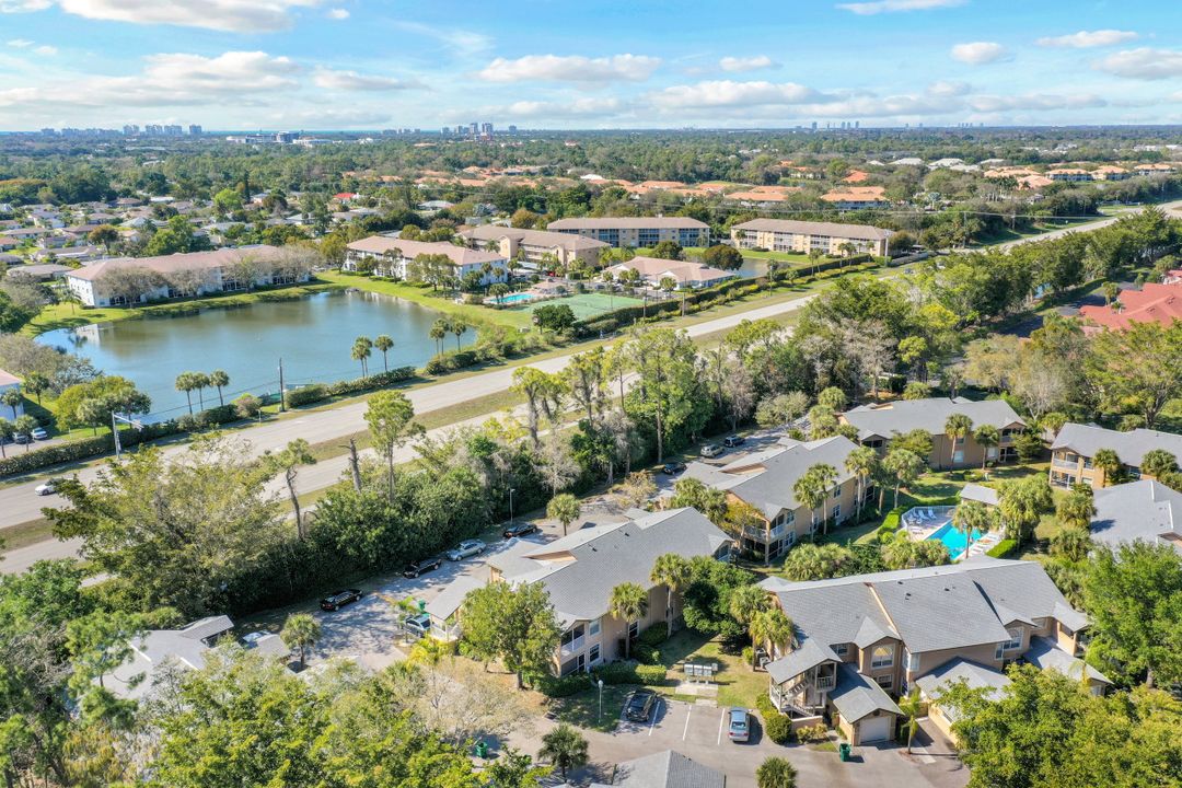 9589 Crescent Garden Dr #101, Naples, FL 34109