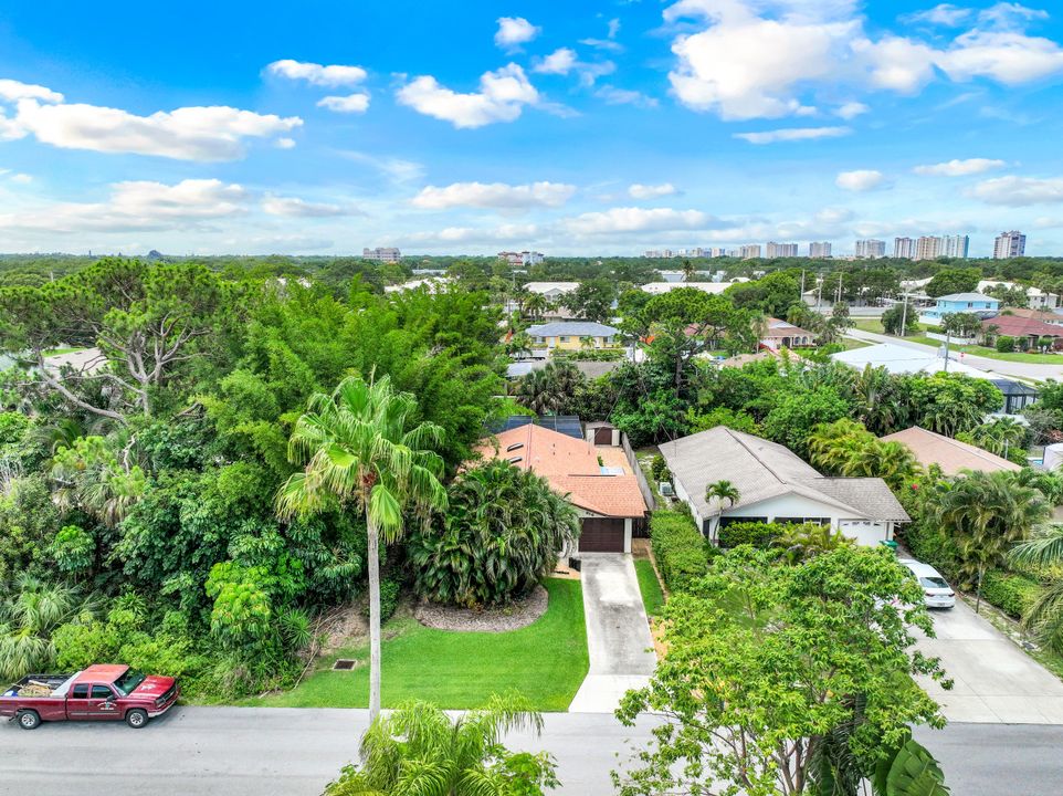 814 93rd Ave N, Naples, FL 34108