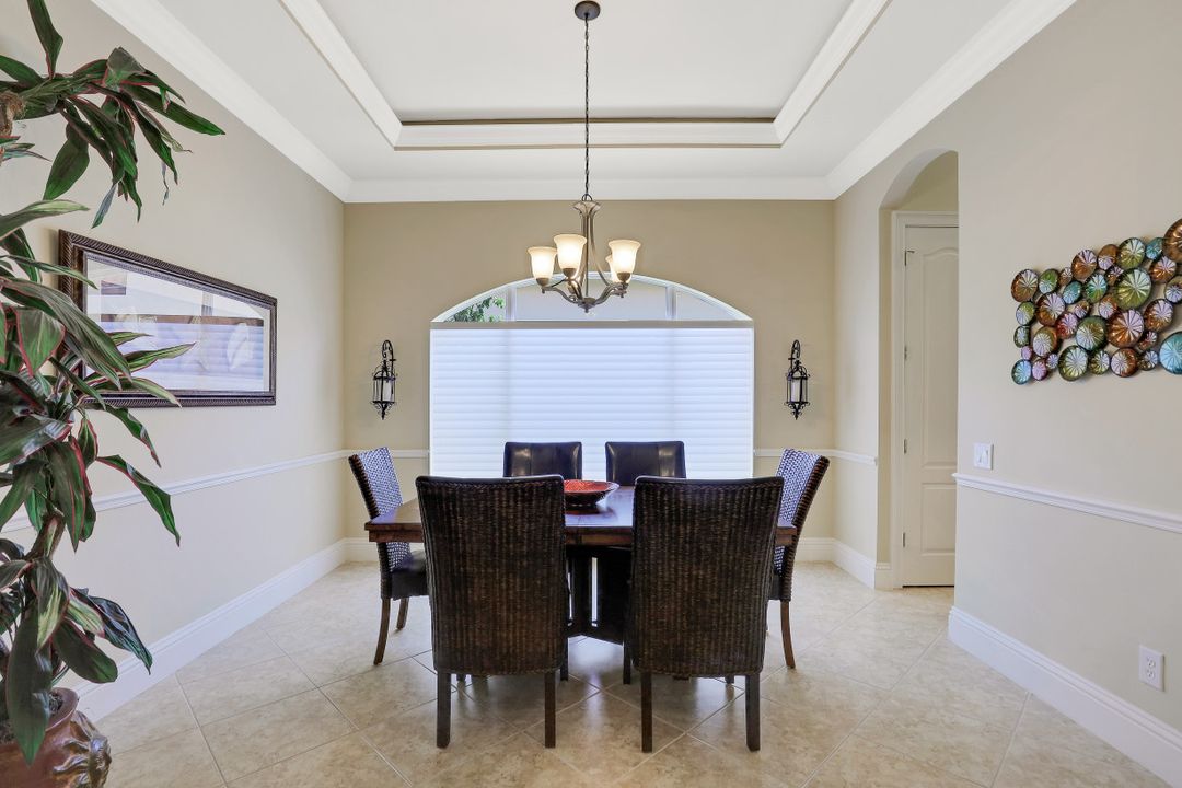 28651 Pienza Ct, Bonita Springs, FL 34135