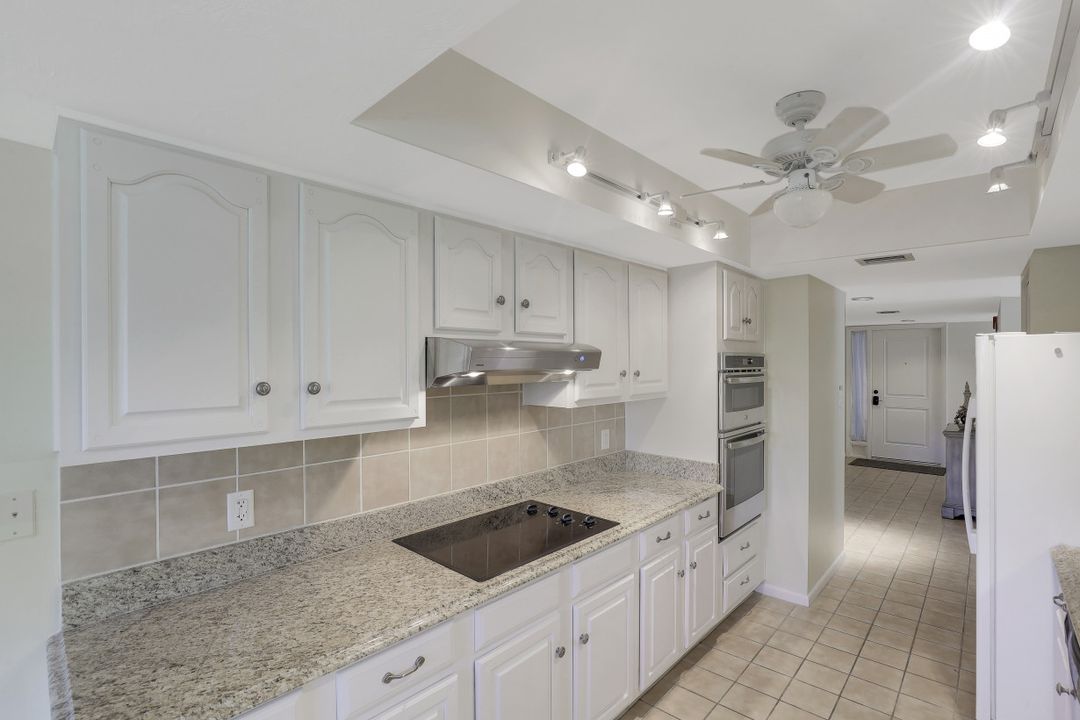 5964 Pelican Bay Blvd #431, Naples, FL 34108