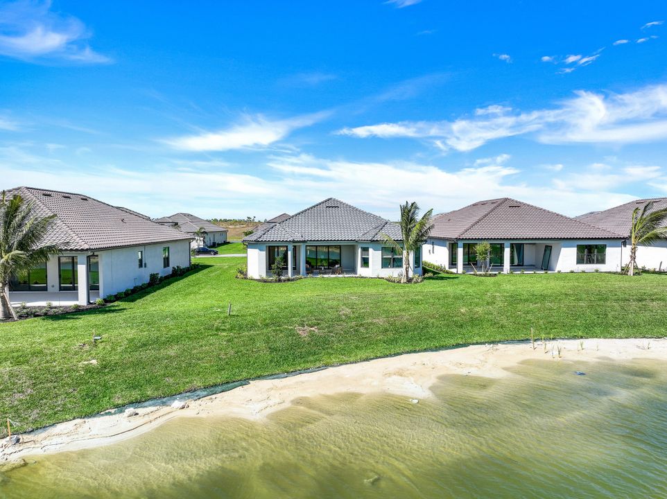 17497 Aquila Ct, Fort Myers, FL 33913