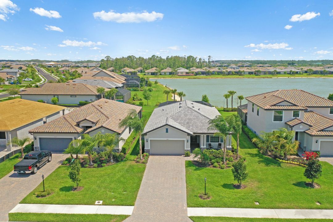 19813 Bittersweet Ln, Estero, FL 33928