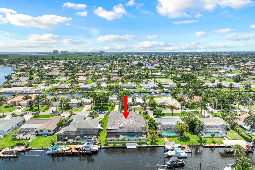 5333 Bayshore Ave, Cape Coral, FL 33904