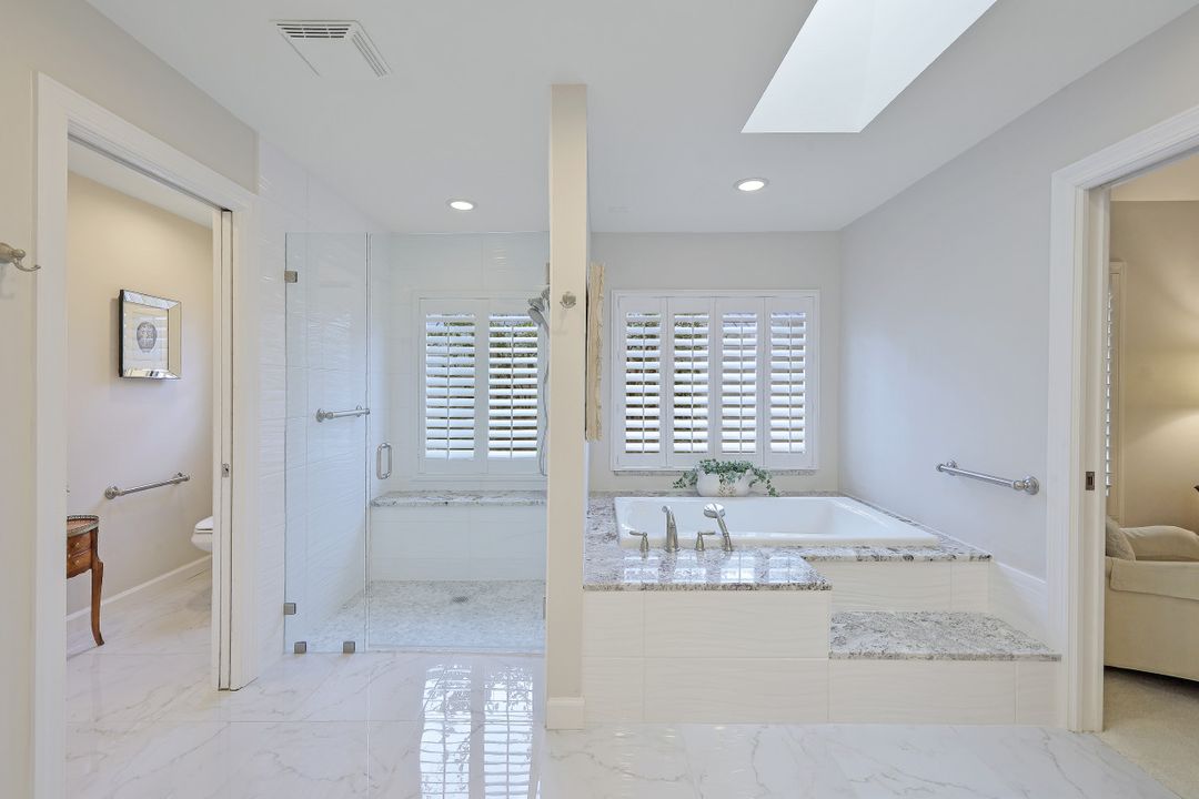 2012 Imperial Golf Course Blvd, Naples, FL 34110