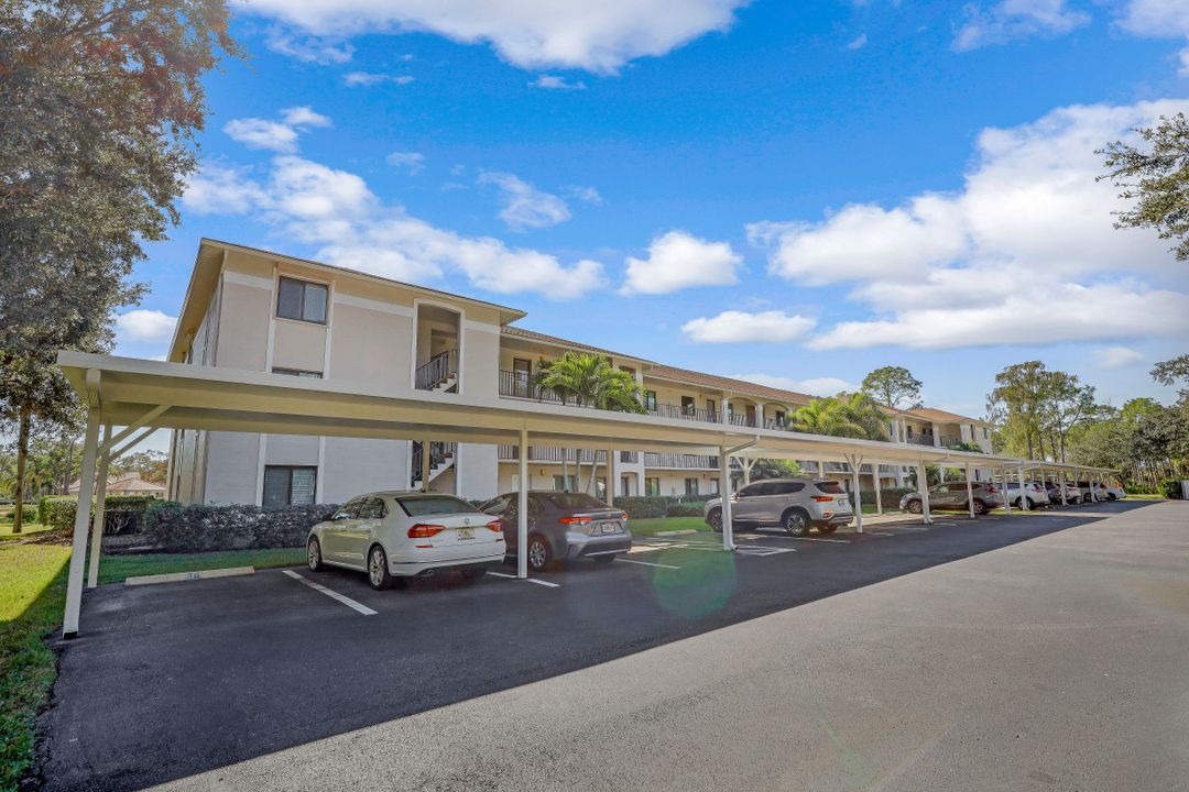 5784 Deauville Cir #B-302, Naples, FL 34112