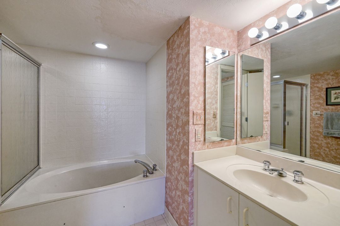 990 Cape Marco Dr #1102, Marco Island, FL 34145