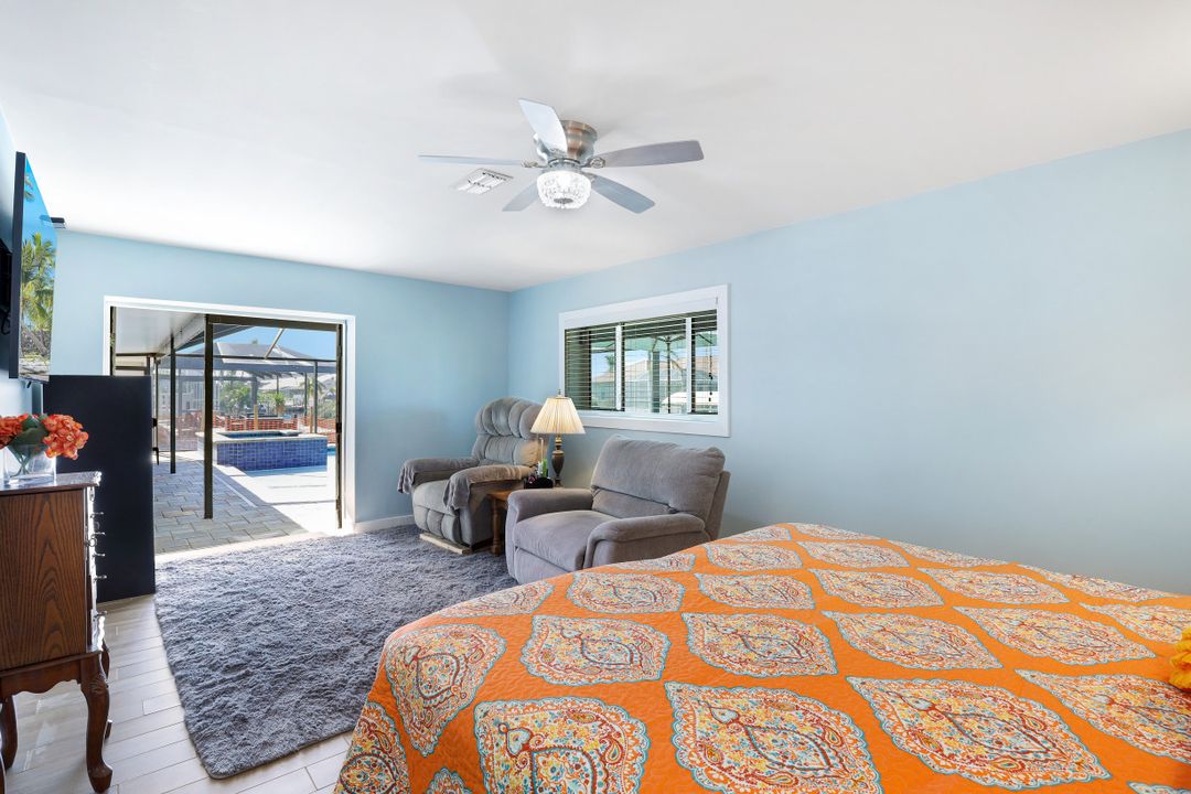 3834 SW 19th Pl, Cape Coral, FL 33914