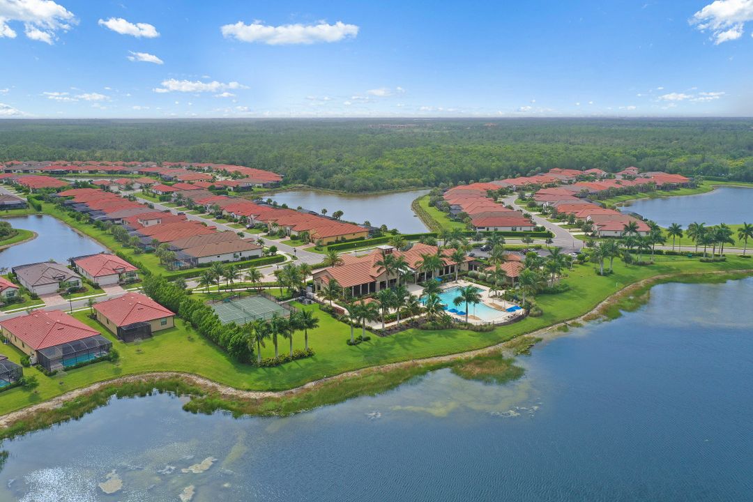 1300 Kendari Terrace, Naples, FL 34113