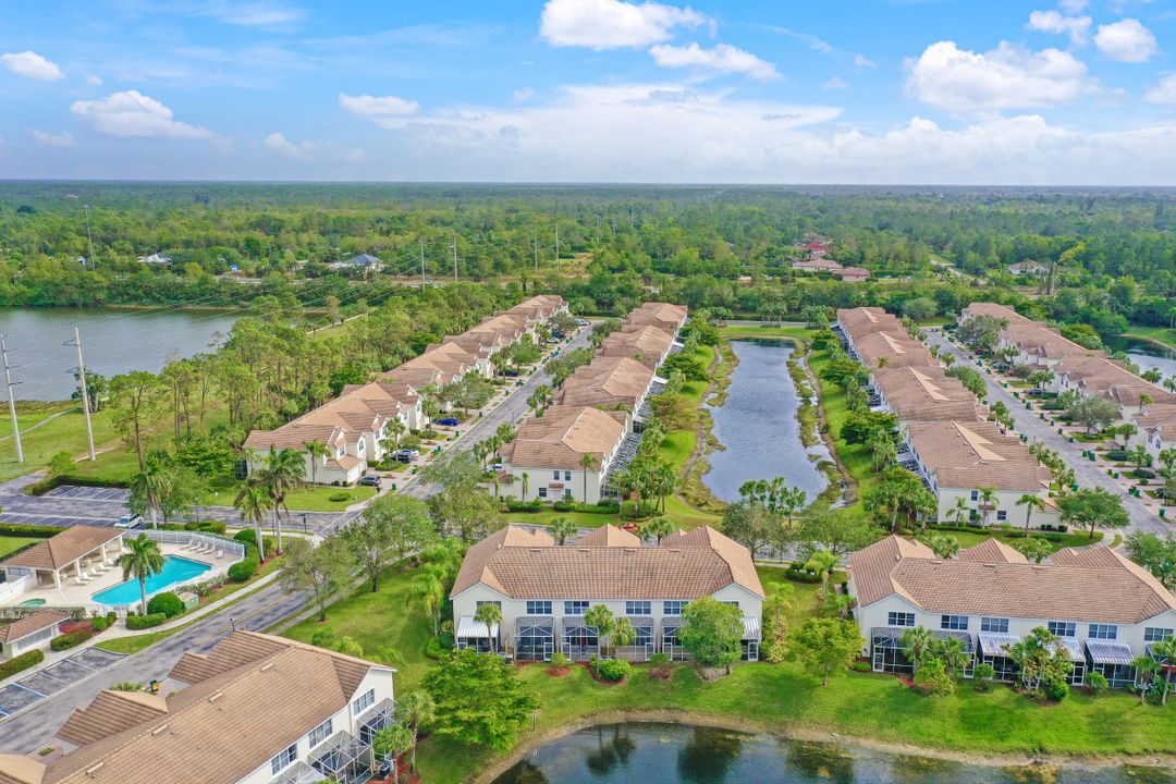 1084 Hampton Cir, Naples, FL 34105