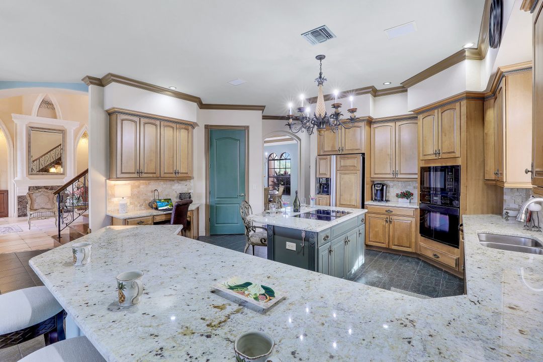 2606 El Dorado Pkwy W, Cape Coral, FL 33914