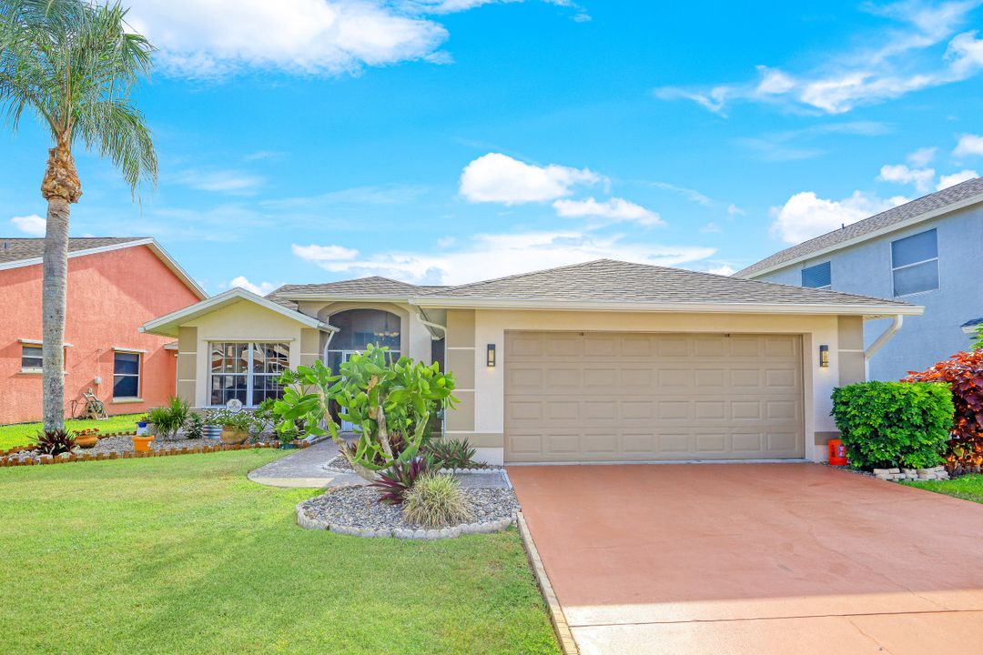 17880 Castle Harbor Dr, Fort Myers, FL 33967