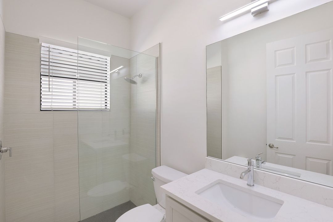 3171 Pacific Dr, Naples, FL 34119