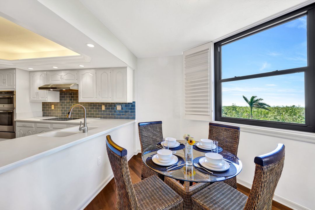 6075 Pelican Bay Blvd #406, Naples, FL 34108