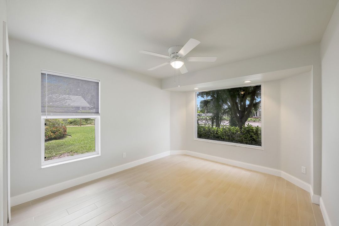 1014 Hancock Bridge Pkwy, Cape Coral, FL 33990